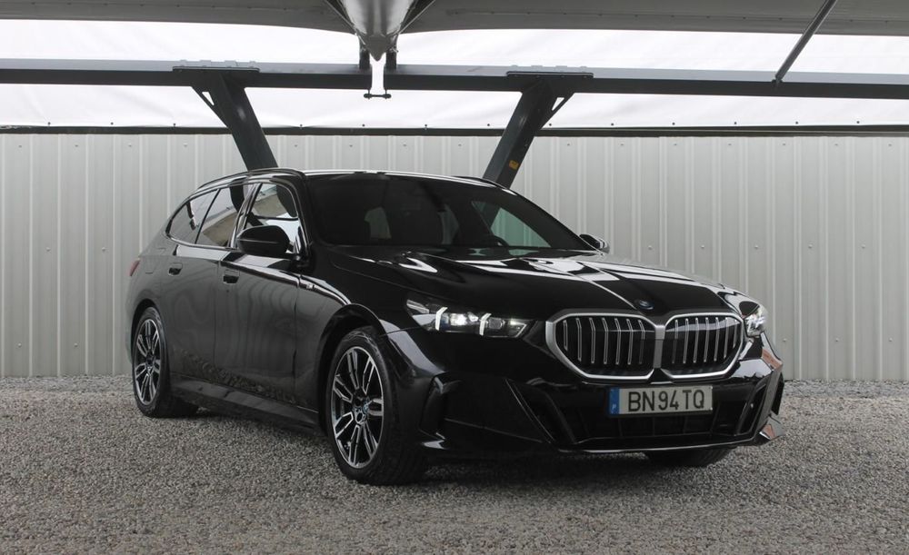 BMW 530 e Pack Desportivo M