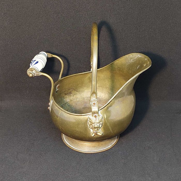 АНТИКВАРИАТ каминный зольник 19 ВЕК кашпо ГЕРМАНИЯ ведро для угля ЛЕВ