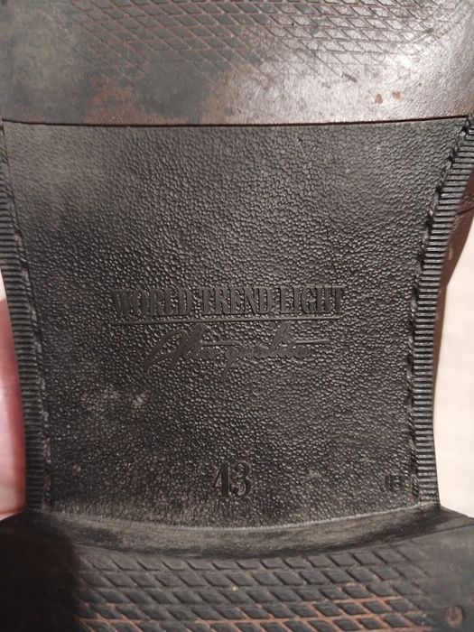 Чоловічі шкіряні туфлі