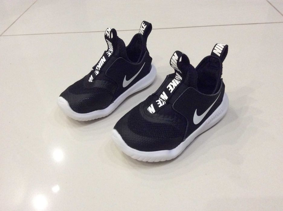 кроссовки Nike (Indonesia) 22.5 р.