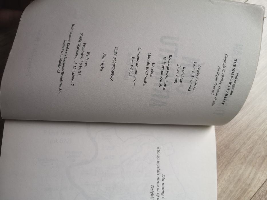 "Cień Arratu" Thomas Harlan