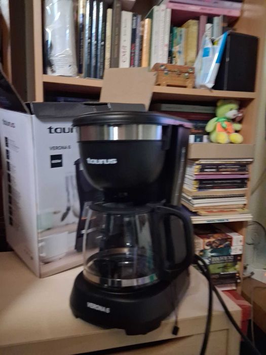 Máquina de Café de Filtro TAURUS