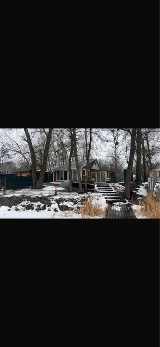 Лазня баня сауна на дровах на березі річки Псел