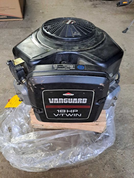Silnik Briggs & Stratton Vanguard 18 HP V-Twin