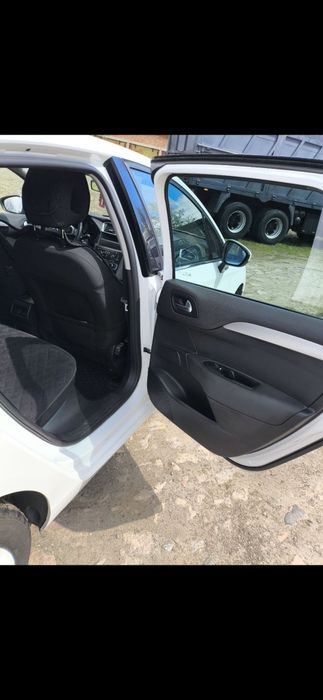 Citroen  c4 2012