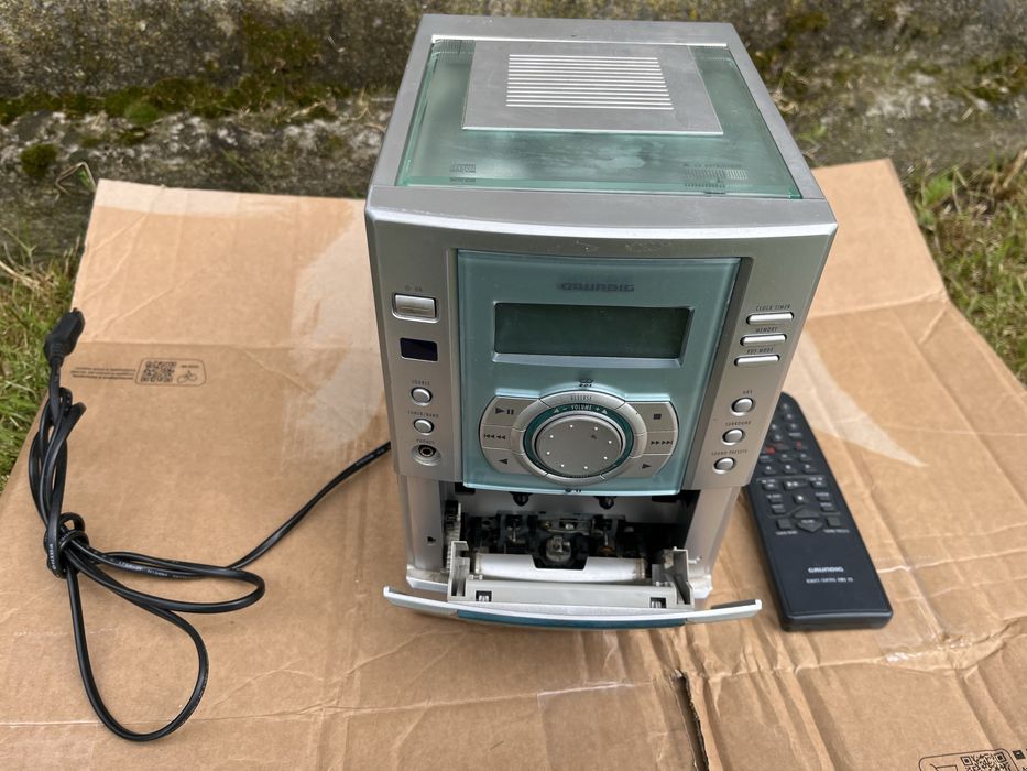 Wieże glosniki radio