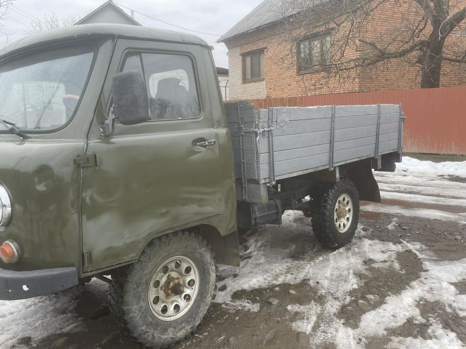 Продам уаз бортовий