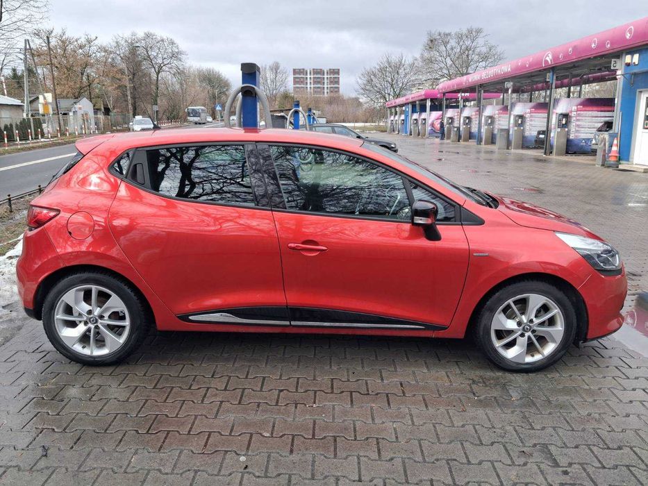 Renault Clio IV 1.2 Limited (2016)
