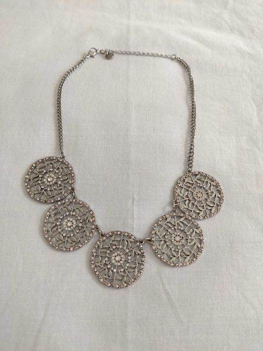 colar e brincos maravilhoso