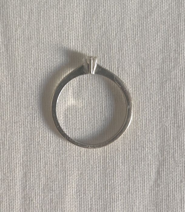Anel Ouro 19,2Kt First Day com Diamante 0,10ct - Usado, Bom Estado