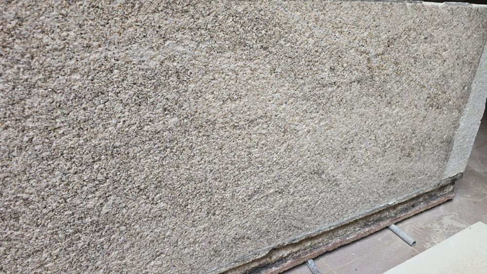 Pedra de granito medida 2.27×0.65×0.18