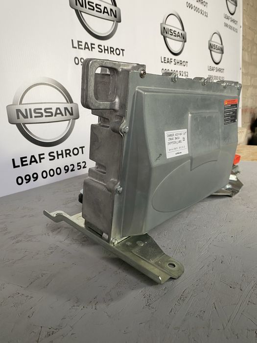 Чарджер инвертор Nissan Leaf перетворювач Нисан Лиф 2011-2013 AZE0