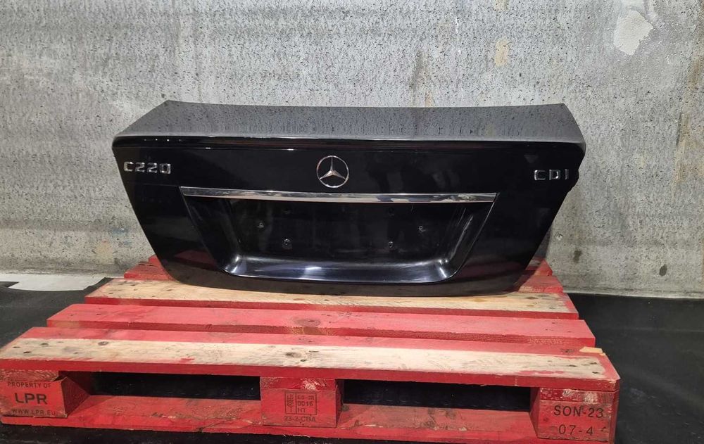 Porta da mala Mercedes C220 W204 (Ano: 2014)