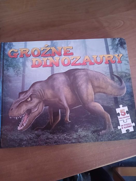 Książka i puzzle 2w1 o dinozaurach