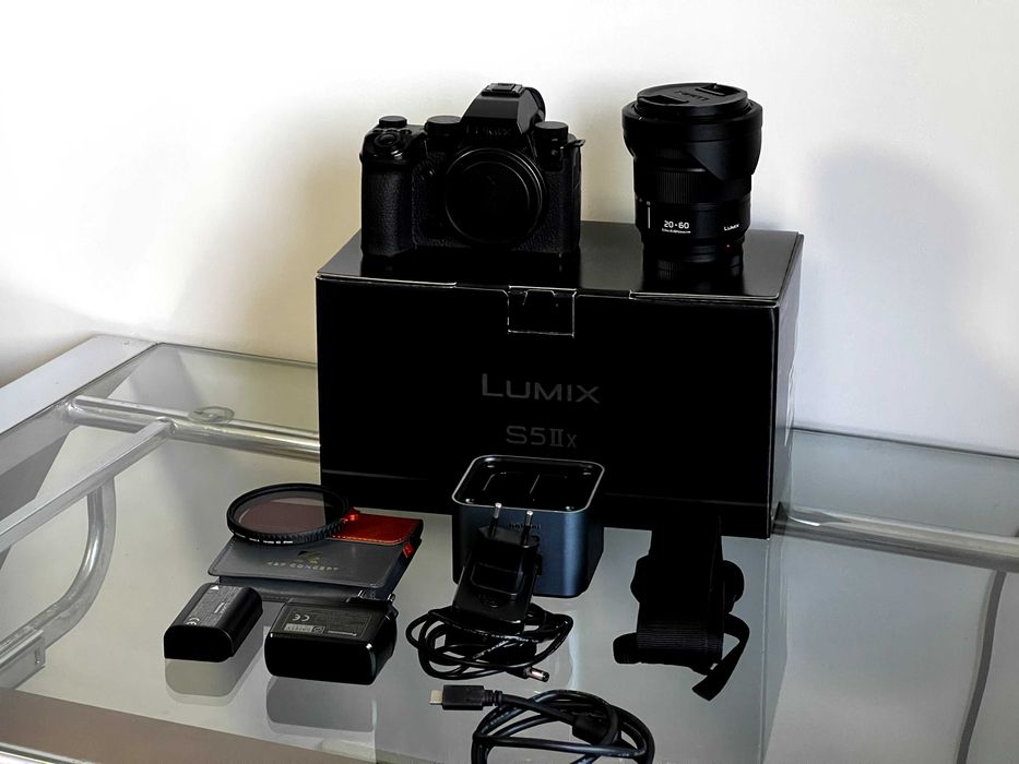 Panasonic Lumix S5IIX + 20-60mm (c/Extras+Faturas)
