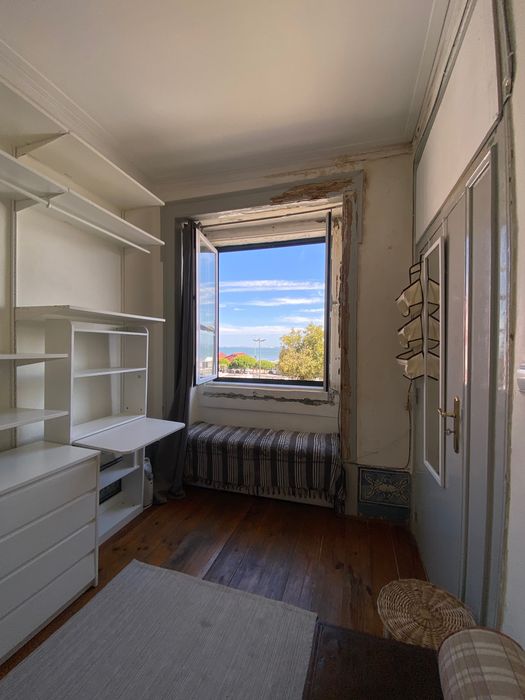 Quarto em apartamento compartilhado