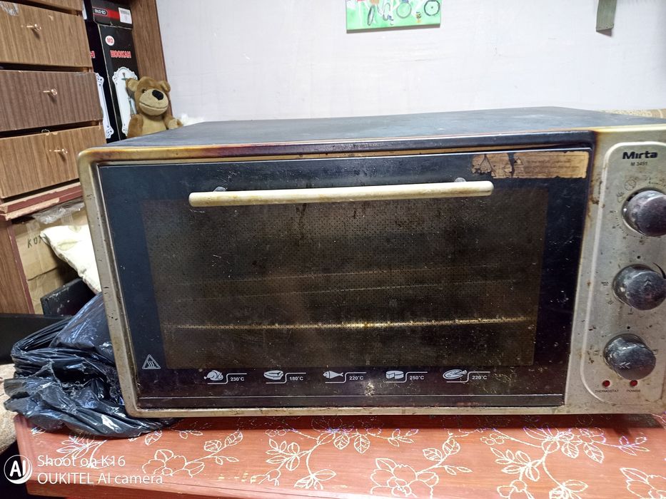 Продам духовку електричну б/у