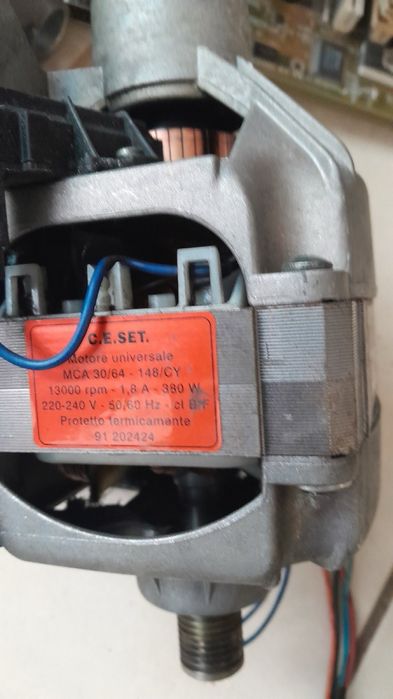 Двигатель на стиральную машинку