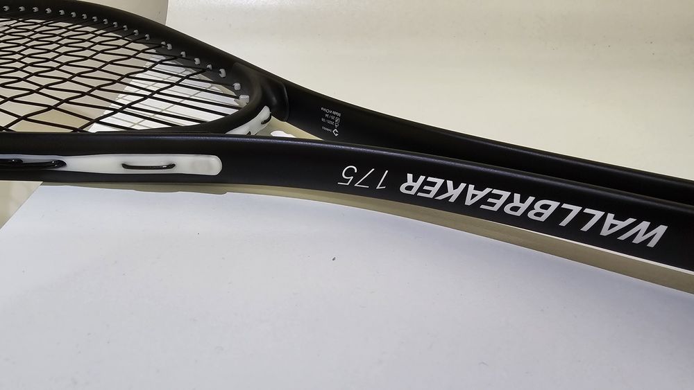 Rakieta do Squasha Perfly jak nowa.