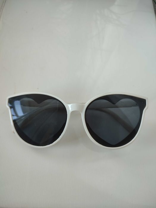 Сонцнезахиснi окуляри