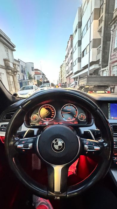 BMW 520 d Pack M Auto foto 4