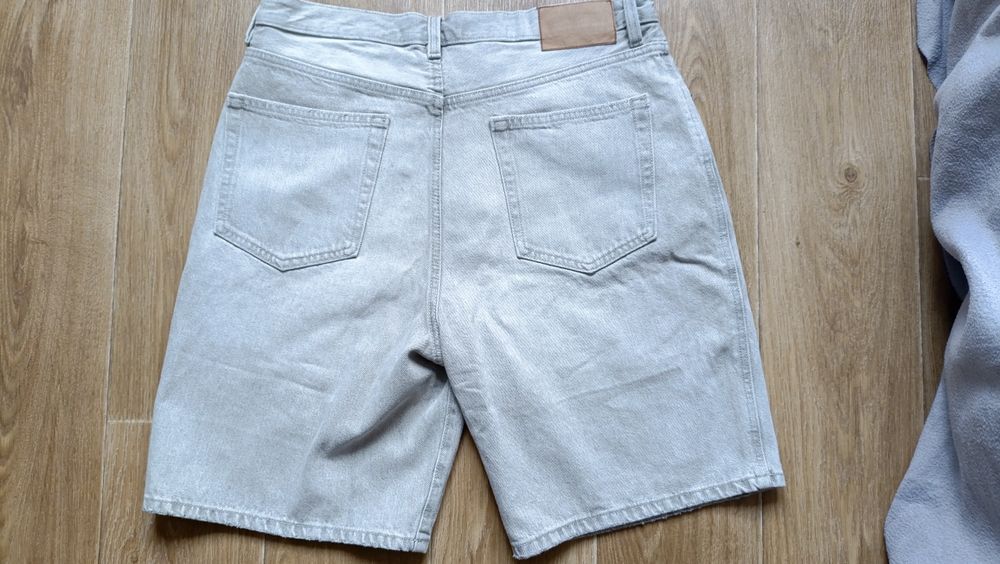 Чоловічі білі бегі джинсові шорти Zara