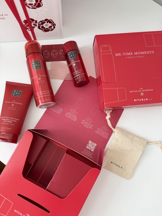 Жіночий подарунковий набір Рітуалс Rituals Sakura Ayurveda Yozakura