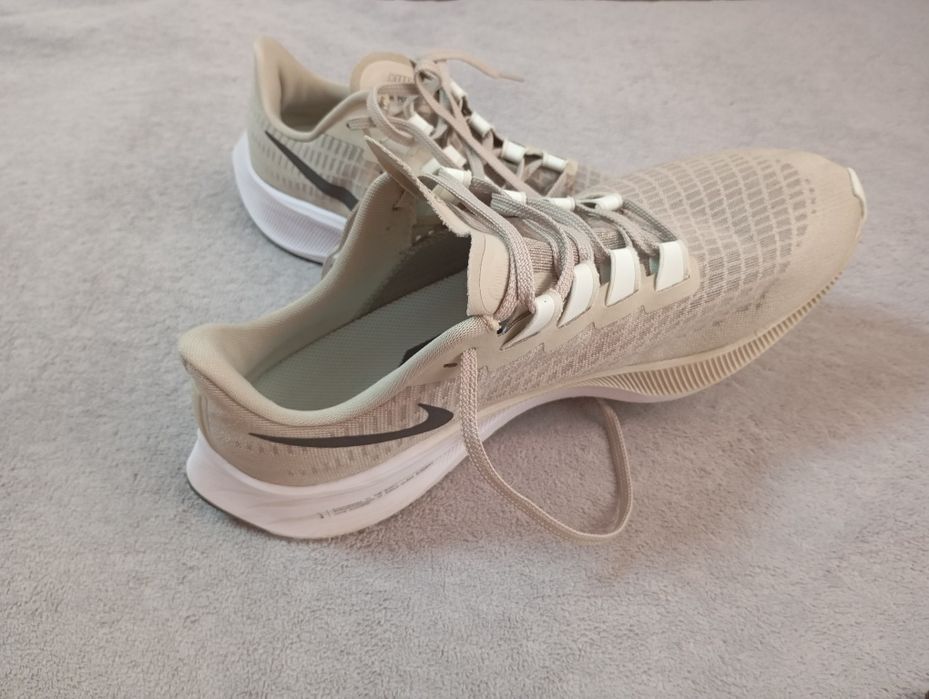 Оригінал Кросівки Nike Air Zoom Pegasus 37 (Бежеві / Stone) розмір