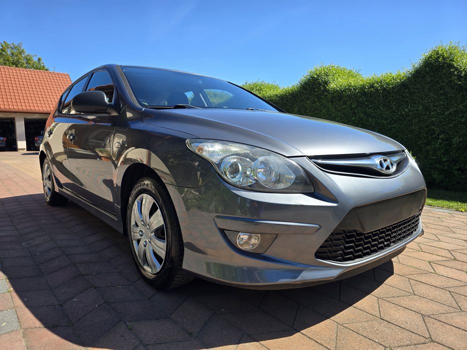 Hyundai i30 5 drzwi 2010r 6 biegow 1.6 90KM bez DPF i dwumasy