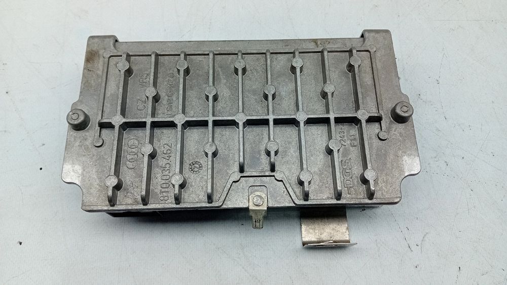 Amplificador de colunas AUDI A5 (8T3)