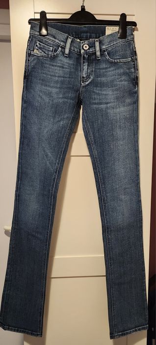 Nowe jeansy Diesel r.25