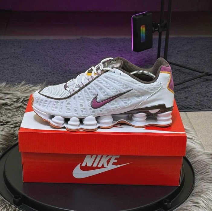 Кроссовки Найк мужские белые Nike лето сеточка