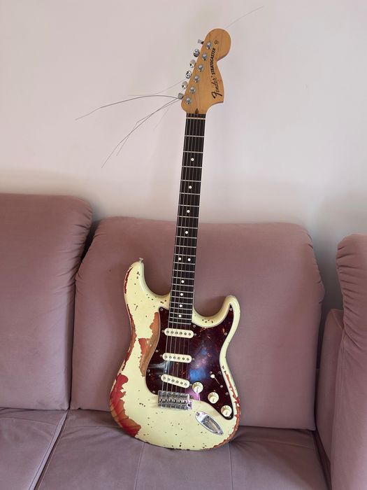 Gitara stratocaster custom