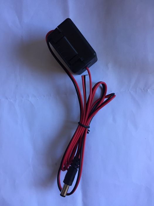 Relé / filtro 12V para câmera traseira