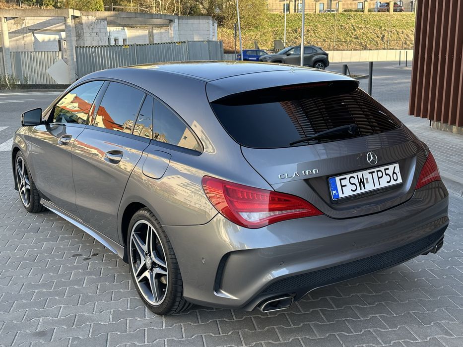 Mercedes-Benz CLA 180 pakiet AMG