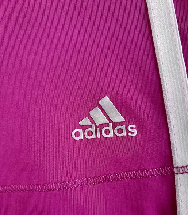 T-shirt para fitness com soutien Adidas