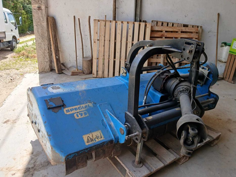 Triturador de martelos Agricom