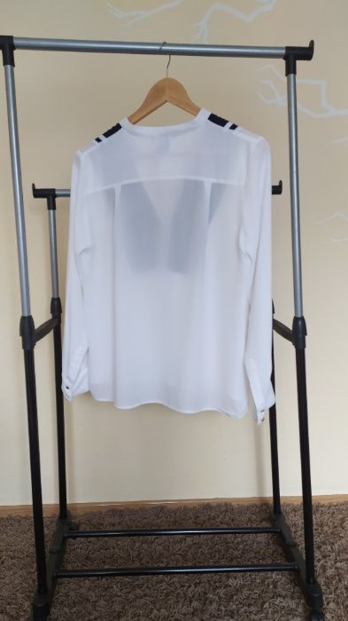 Marynarska bluzka H&M S oversize elegancka prześwitująca złote guziki