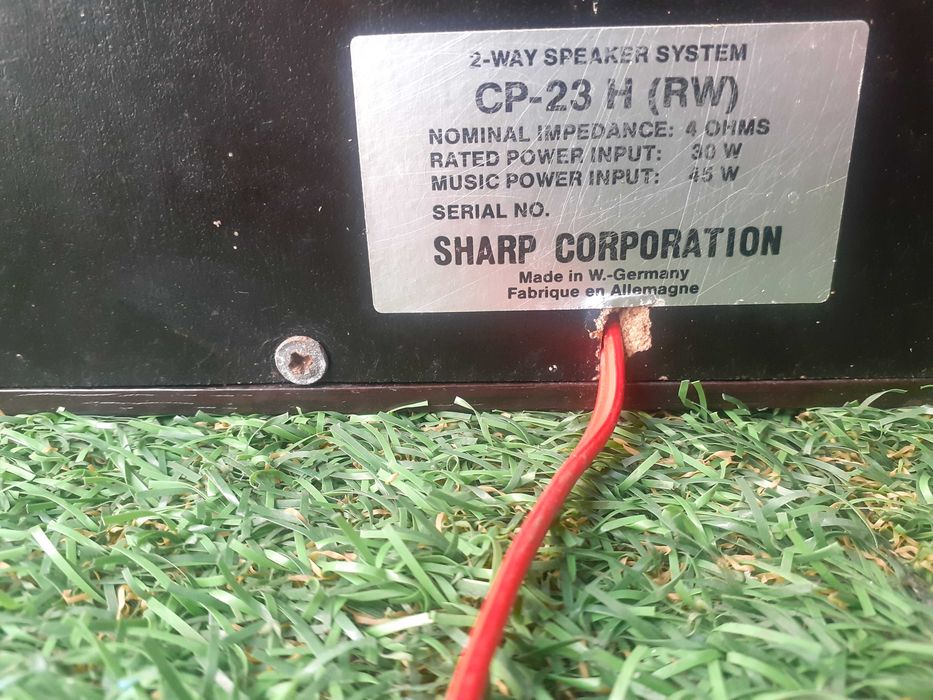 SHARP CP- 23 H (RW) colunas