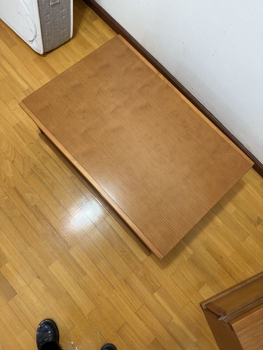 Mesa de centro robusta