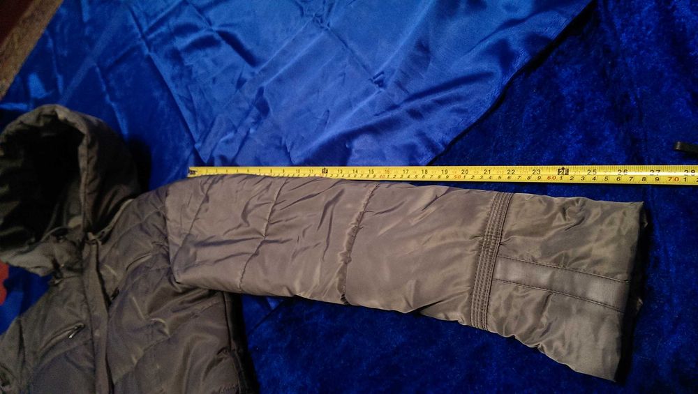 Стильная и практичная Тёплая куртка GLOSTORY размер L как новая