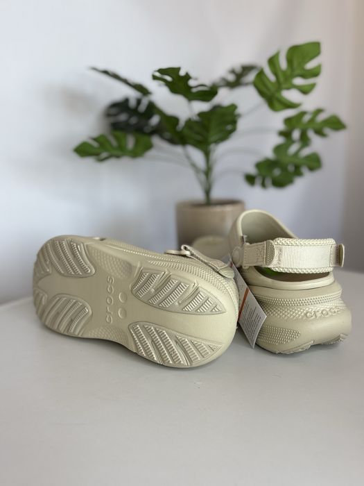 Крокси Crocs NEW Crush Platform Bone