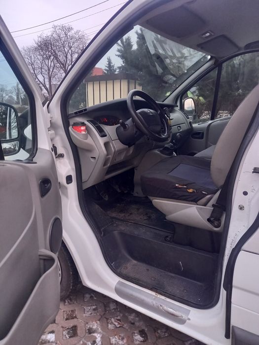 Renault trafic 2.0dci 2008