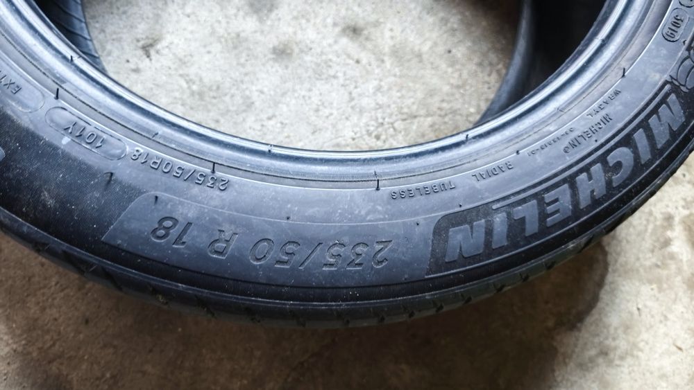 Шина колеса резина R18 235/50 Michelin Primasy4 - 2шт