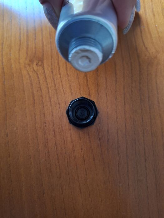 Creme Antirressecamento para Mãos 50g  Cereja  O Boticário