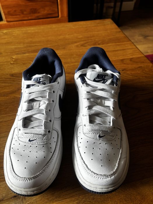 Buty mlodzieżowe Nike
