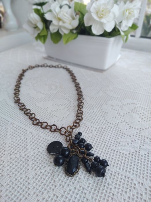 Colar comprido estilo étnico preto, original