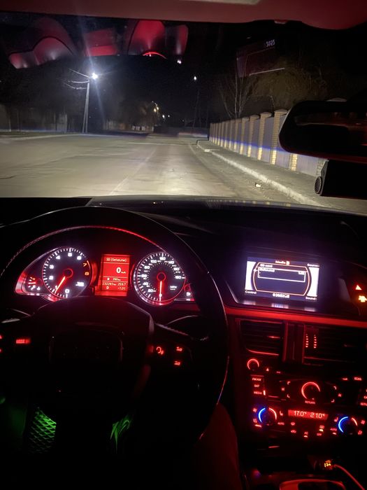 Audi A5 quattro PREMIUM 2.0 tfsi АКПП Multitronik