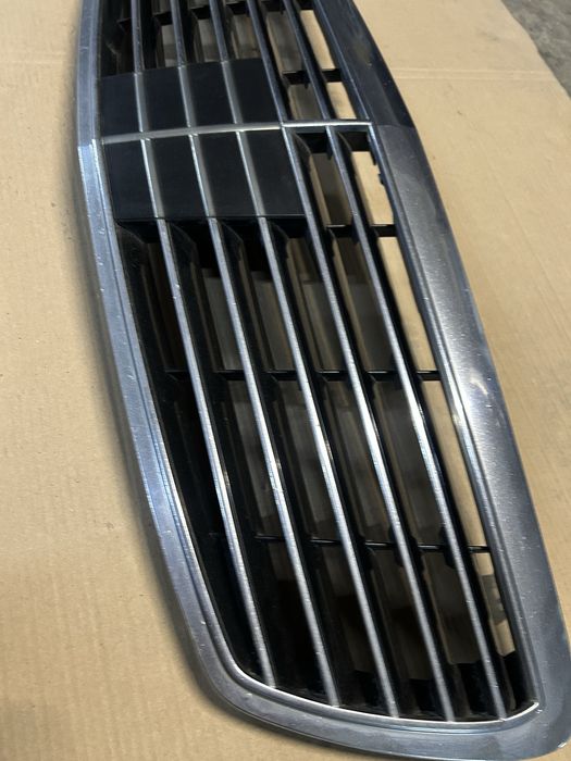 Решітка під дистронік, радар Mercedes W211 дорестайлінг, шрот