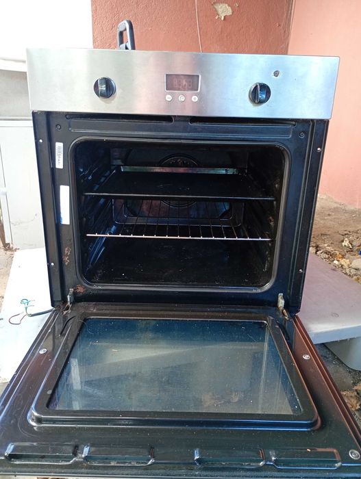 Forno Indesit a funcionar, 50Euros , Porto